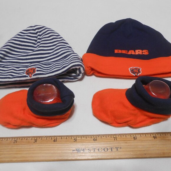 NFL CHICAGO BEARS BABY BEANIE STOCKING HATS & MATCHING BOOTIES SIZE 0-9 MONTHS - Picture 4 of 9